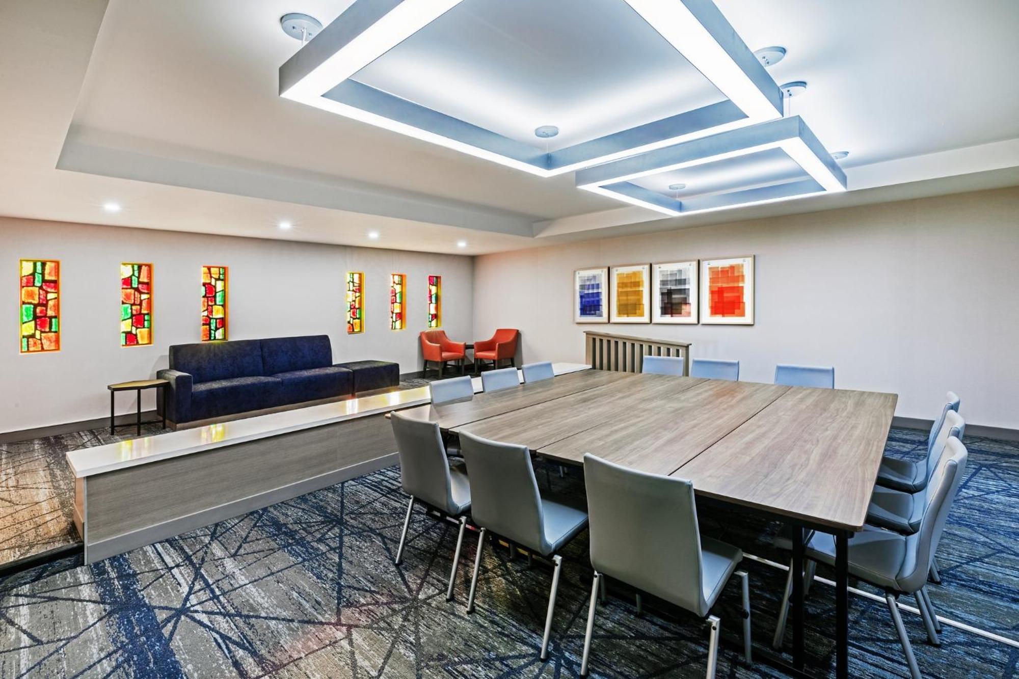 Express El Paso-central By Ihg Hotel El Paso