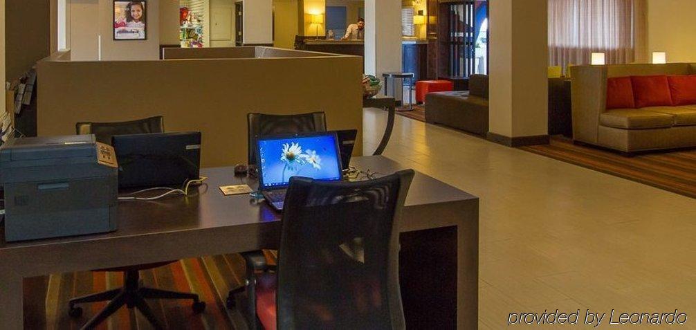 Hotel Express El Paso-central By Ihg